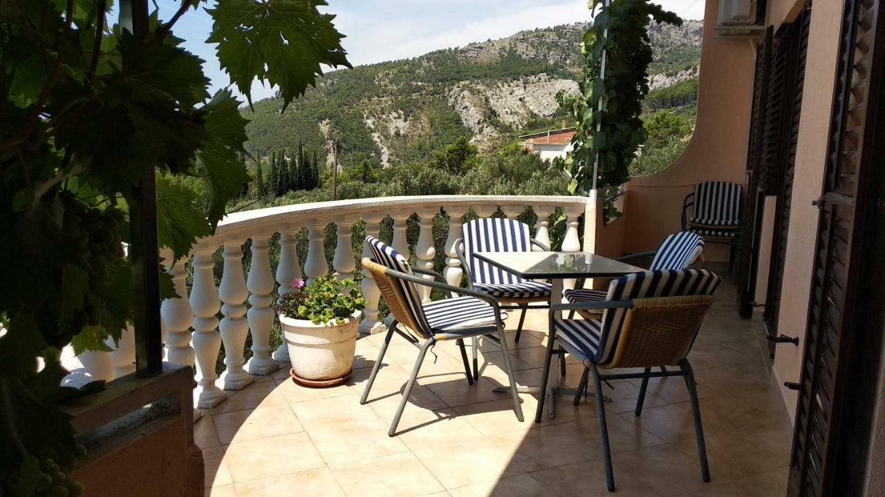 Apartment Ivo Veliko Brdo Makarska Exterior foto