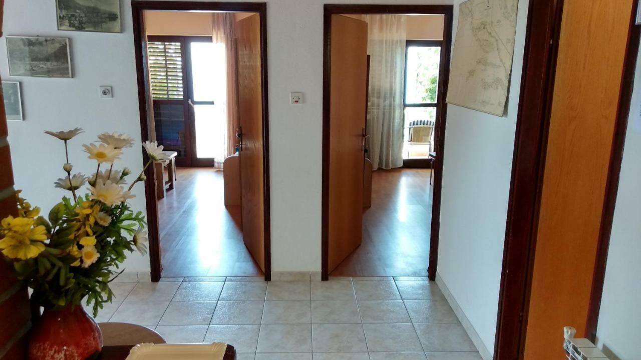 Apartment Ivo Veliko Brdo Makarska Exterior foto